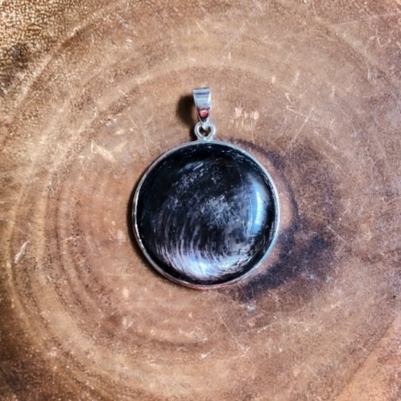 Hypersthene Sterling Silver Black Moon Pendant, Black Moon, Manifestation Stone - Picture 3 of 4
